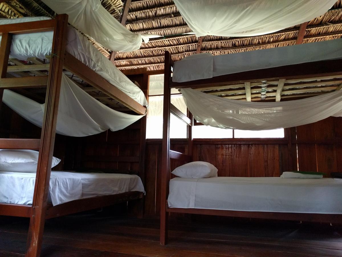 Green Forest Ecolodge Puerto Montufar Екстериор снимка