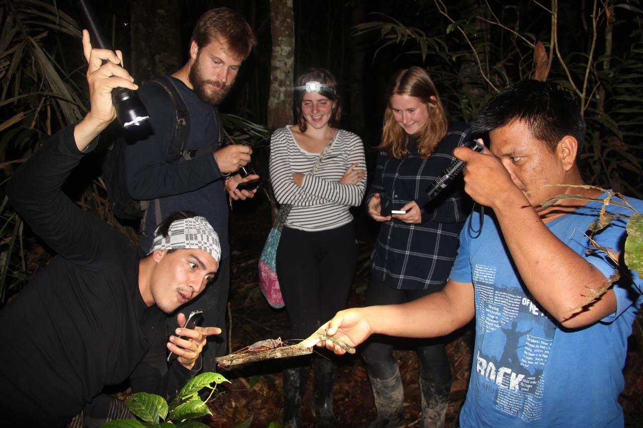Green Forest Ecolodge Puerto Montufar Екстериор снимка